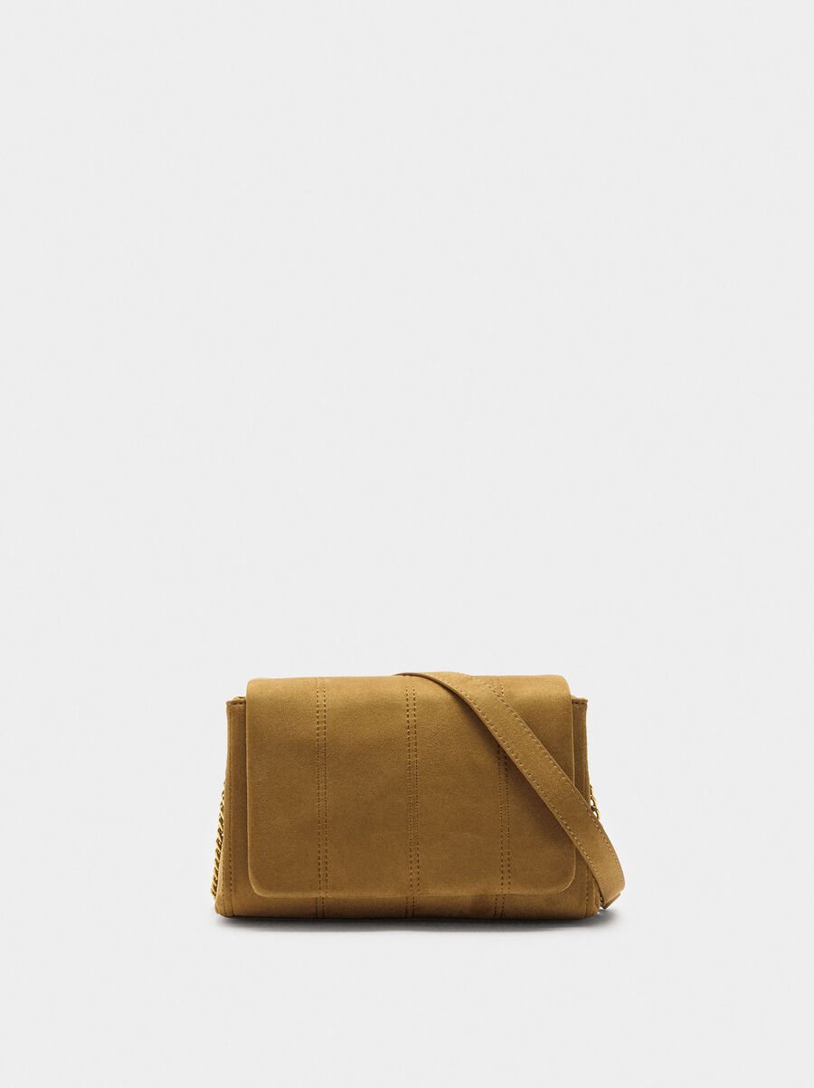 Bolso de hombro acolchado con solapa