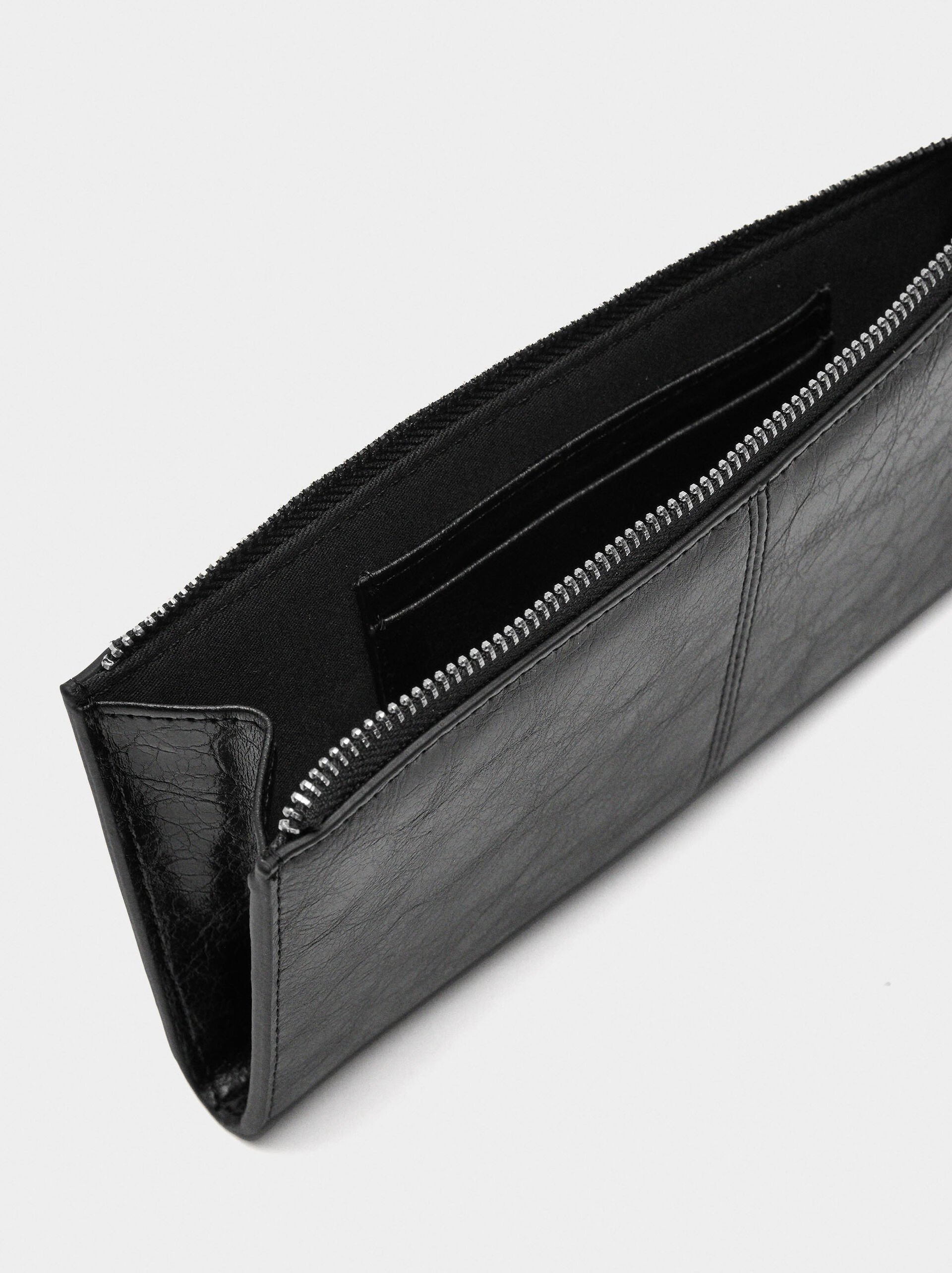 Wallet with cracked effect image number 3.0