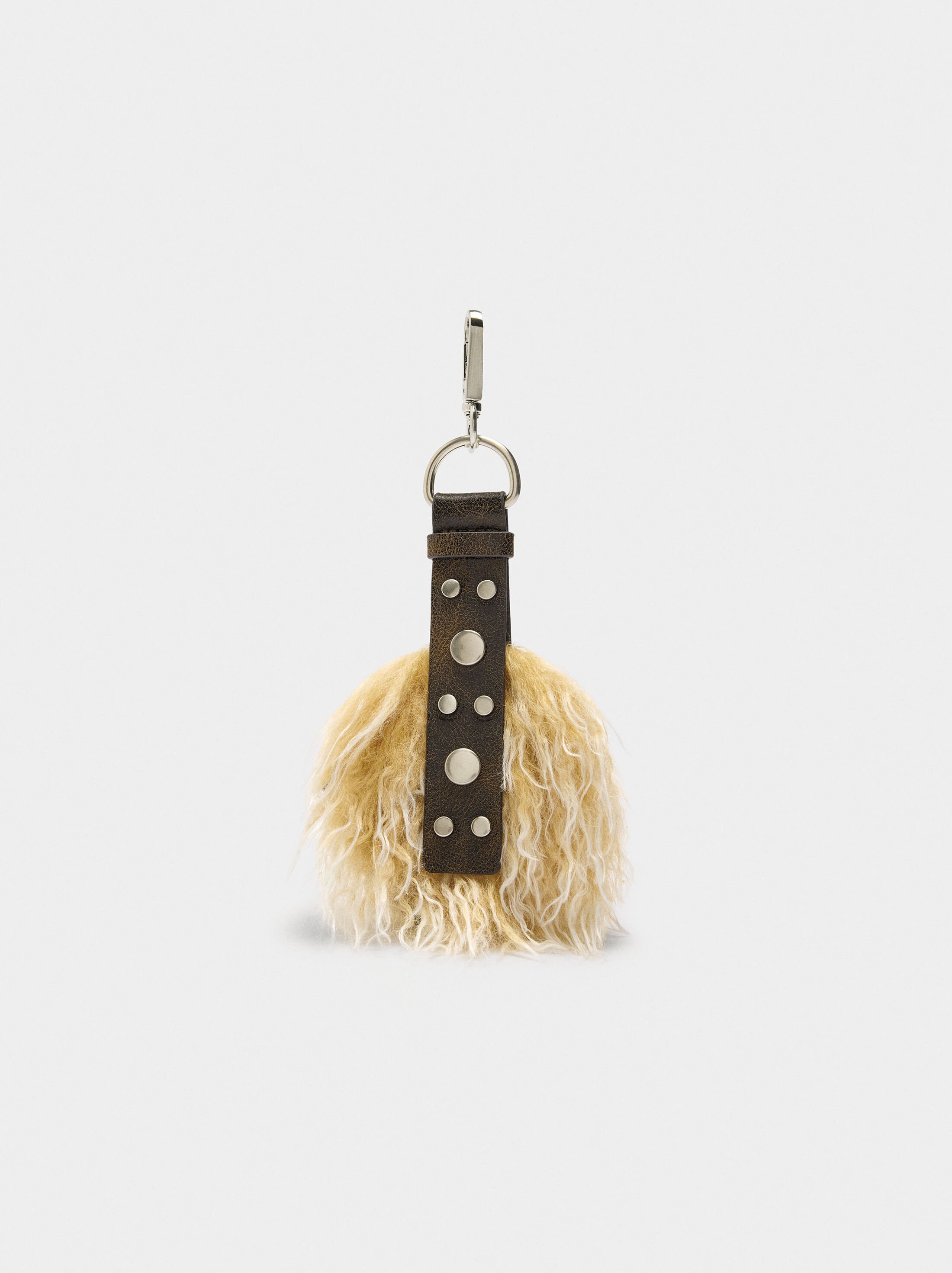 Faux fur coin purse charm image number 0.0