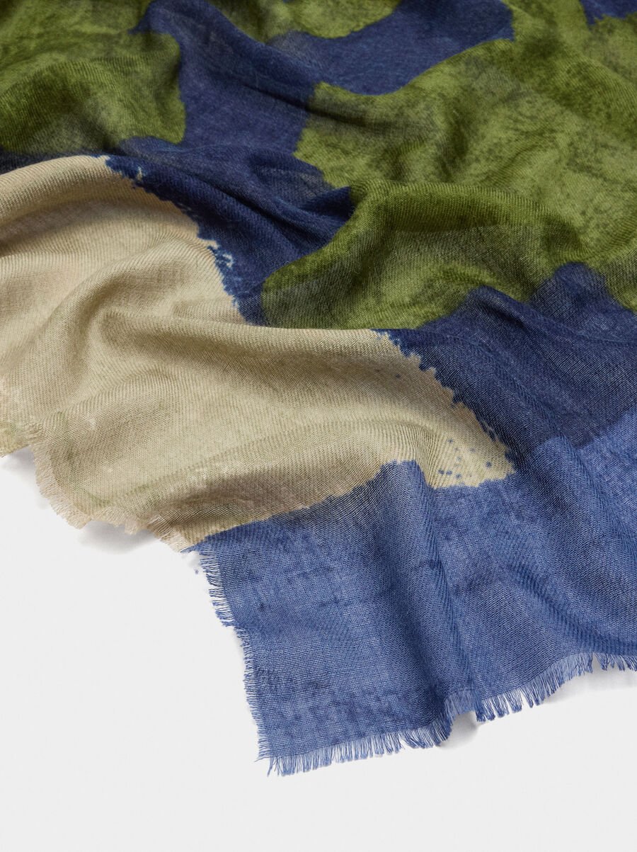 Printed scarf with wool