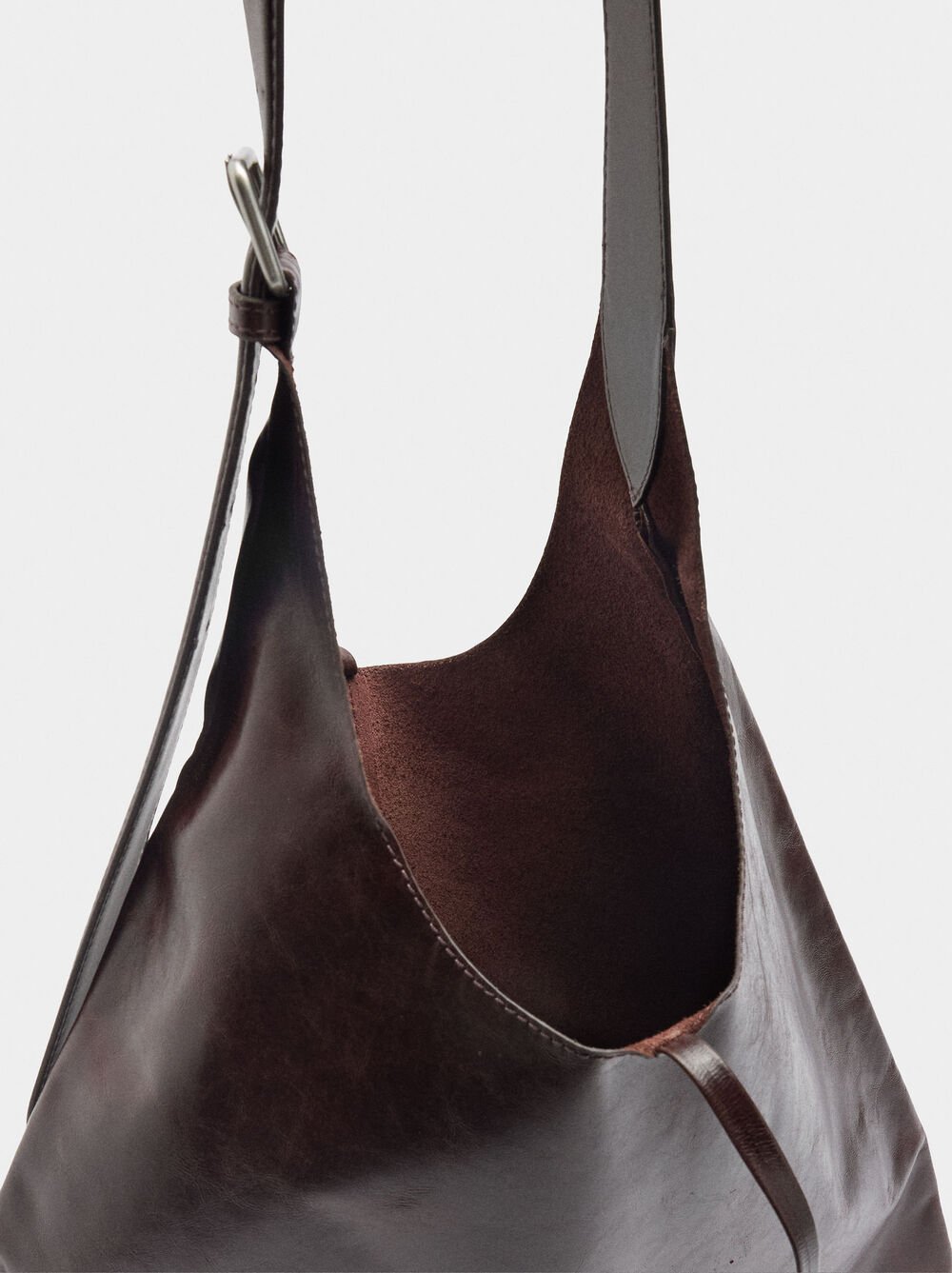 Leather shoulder bag with buckle