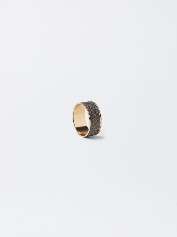 Rrhinestone ring