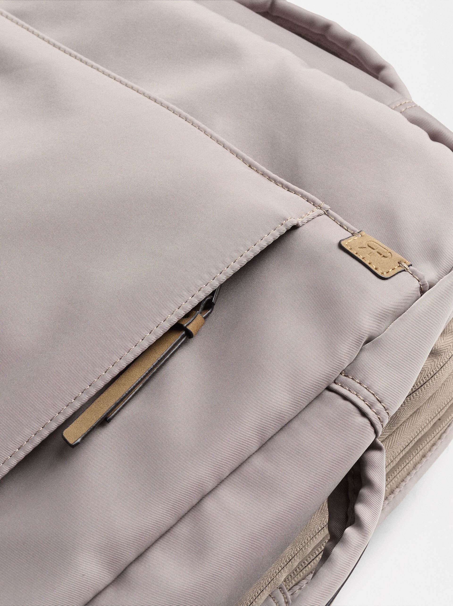 Kabinen Rucksack aus Nylon image number 1.0