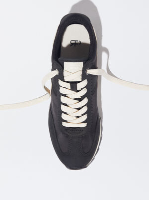 Online Exclusive - Running Contrast Trainers image number 2.0