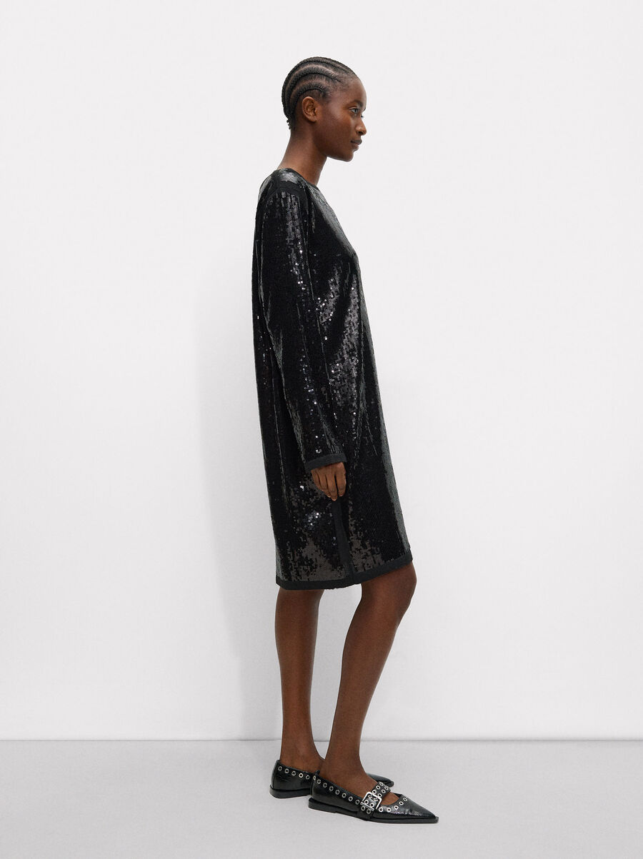 Robe à sequins avec laine