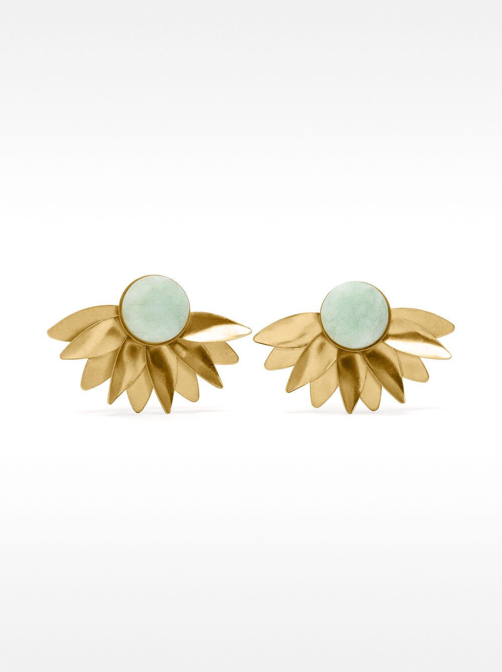 Pendientes dorados flor