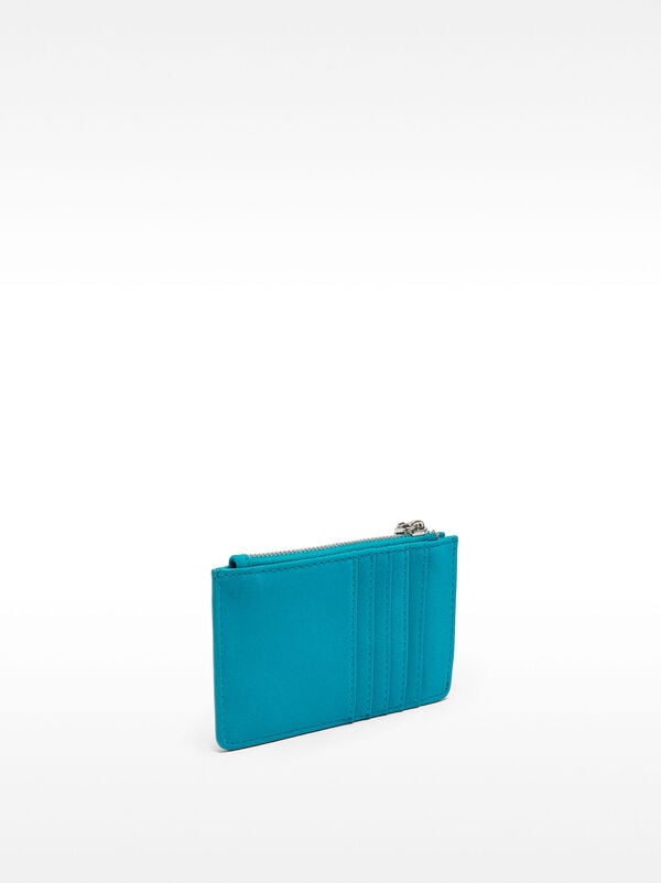 Basic wallet with soft texture
