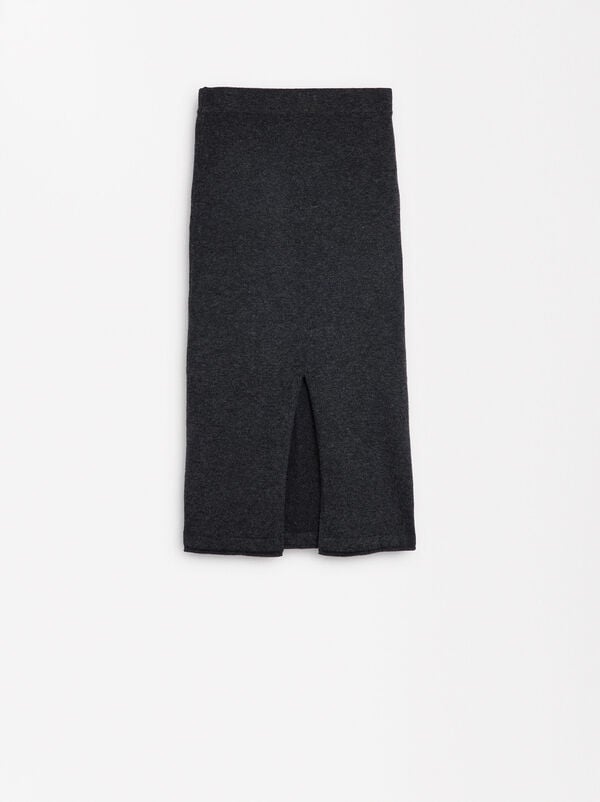Midi knit skirt