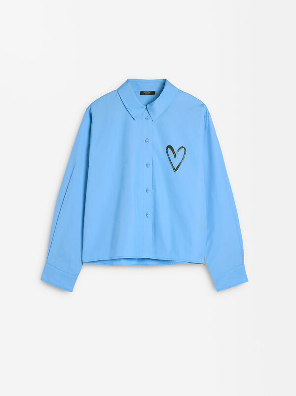 100% cotton shirt with heart detail