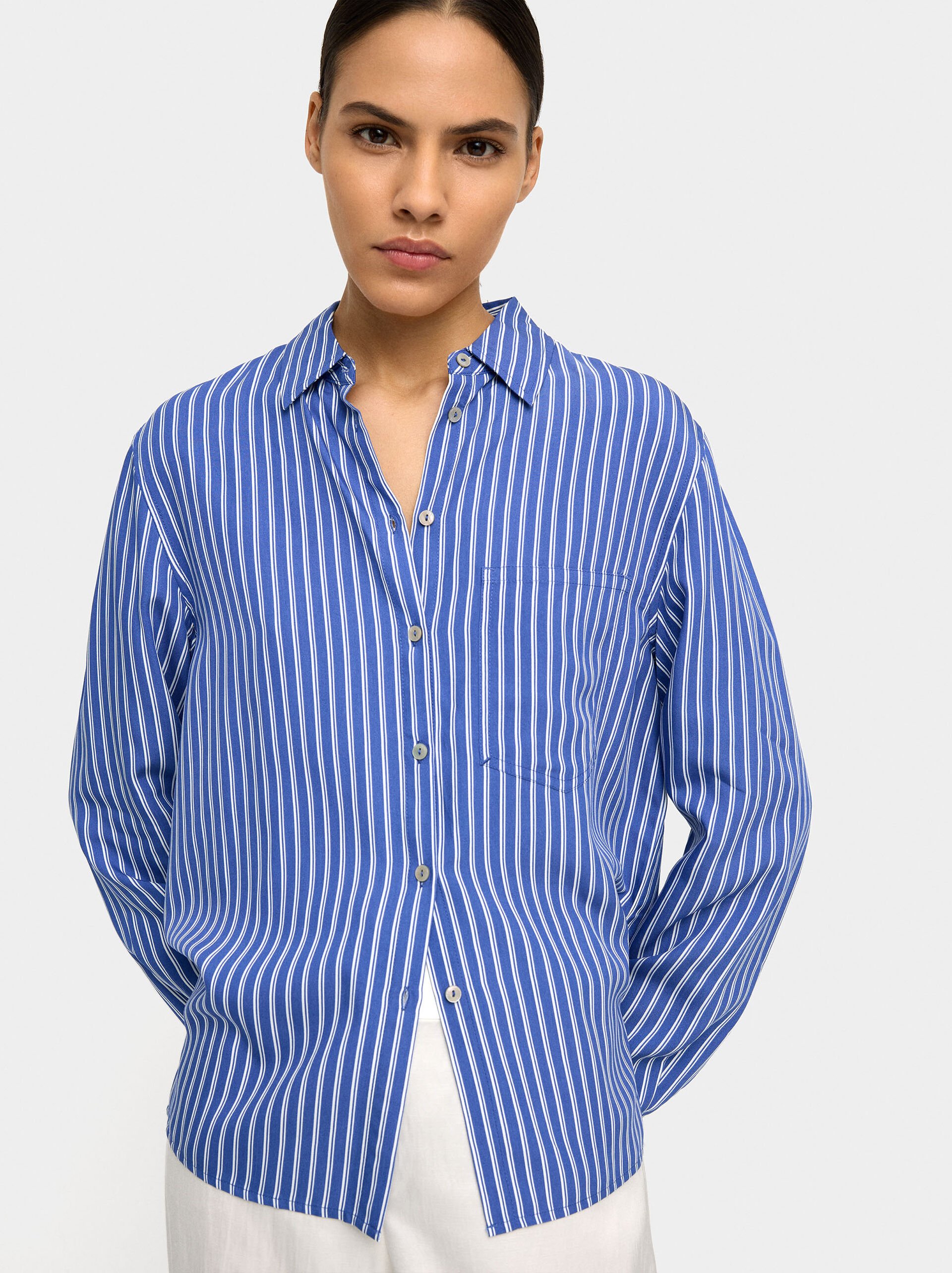 Shirt with stripes image number 1.0