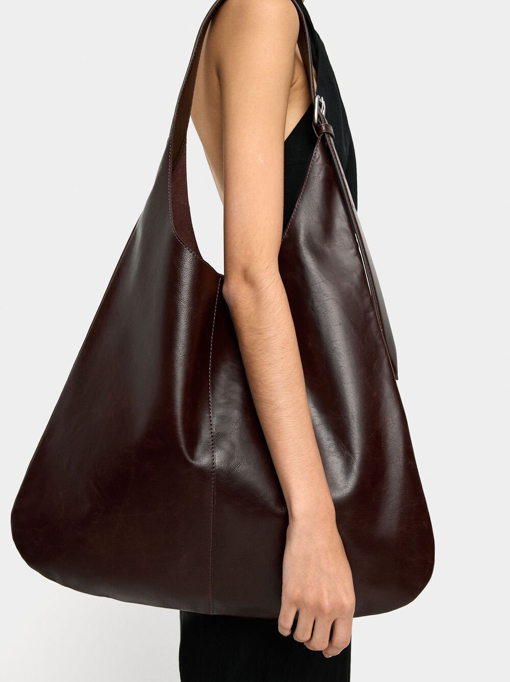 Leather shoulder bag with buckle