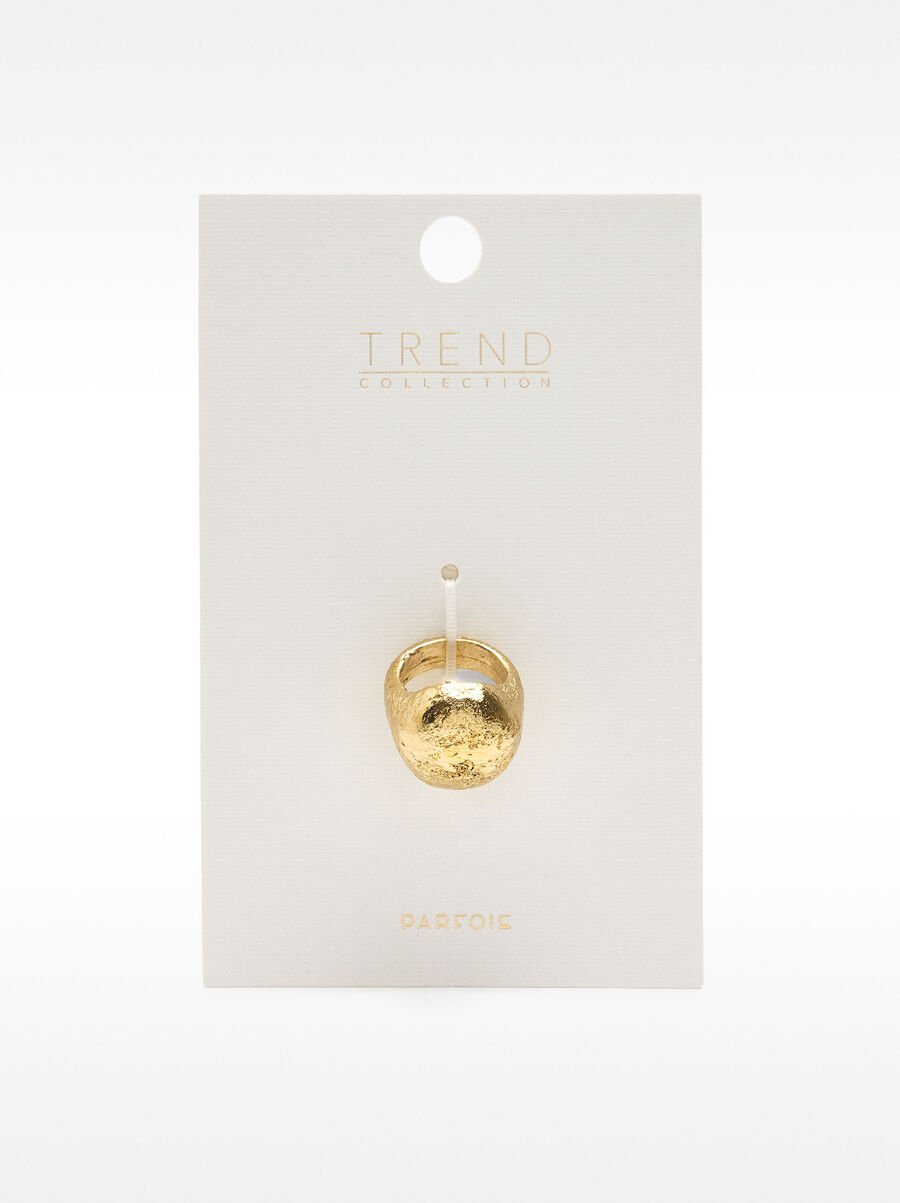 Round ring with brass