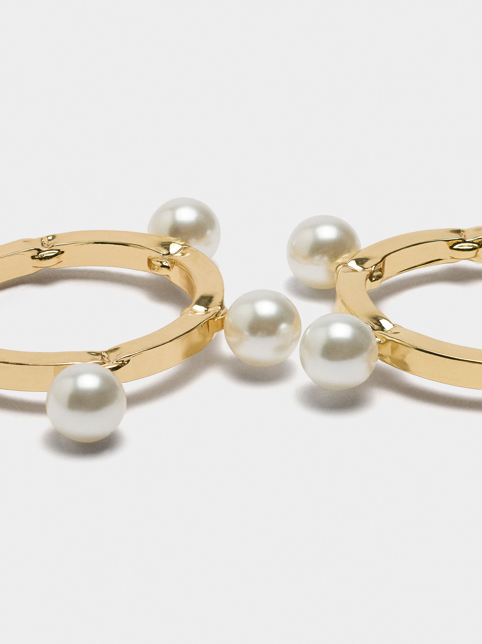 Hoop earrings with pearls image number 2.0