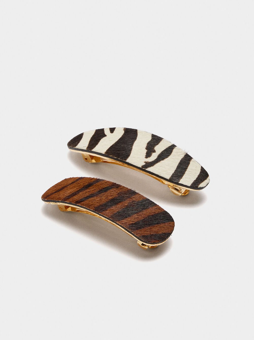 Set of French hair clips with leather