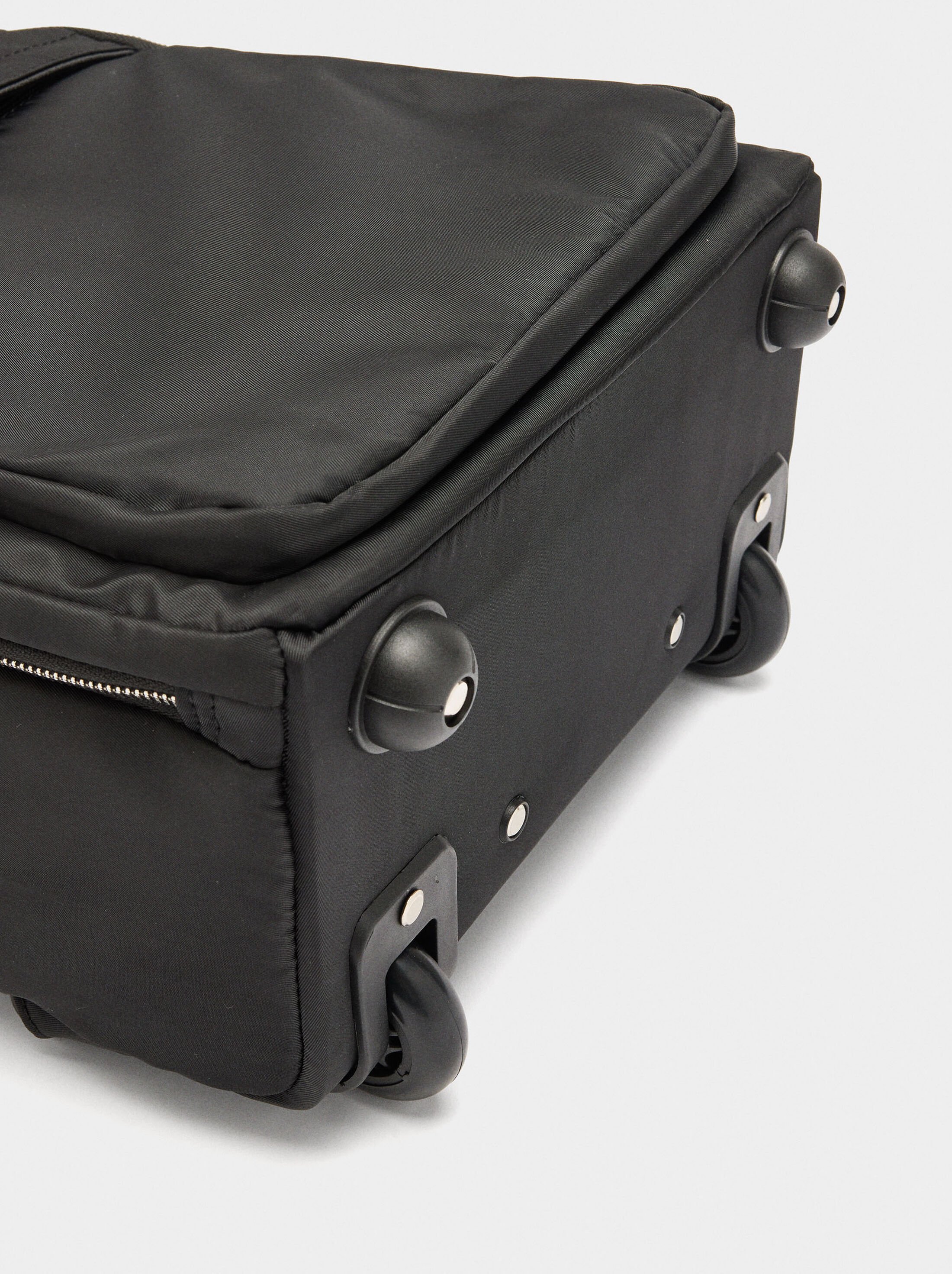 Nylon backpack with wheels image number 5.0