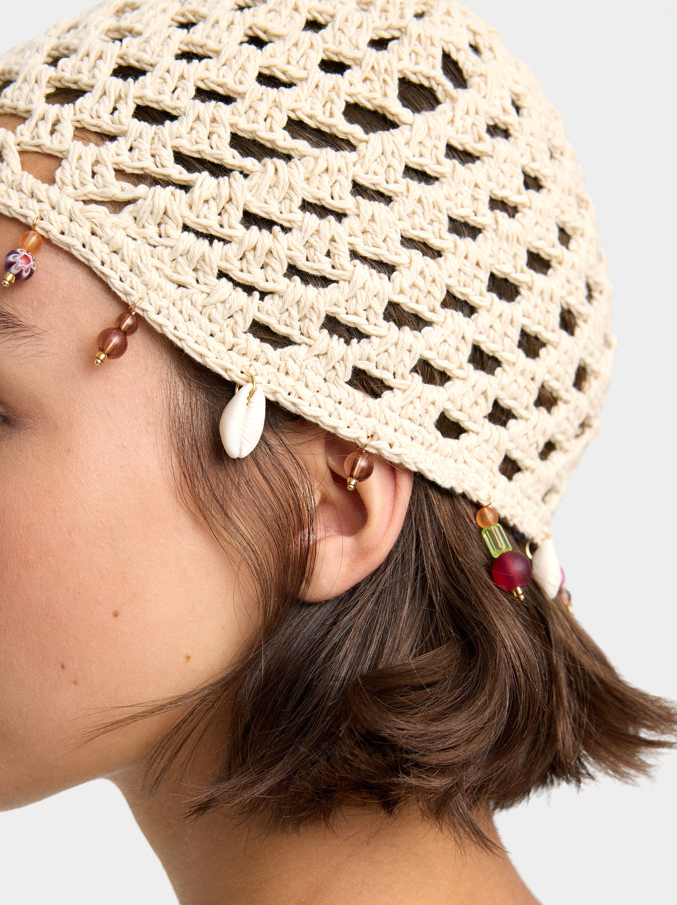 Gorro de ganxet amb petxines image number 3.0
