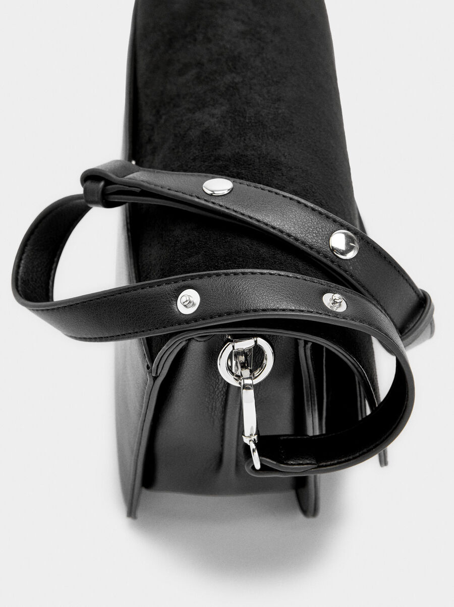 Bolso bandolera con solapa