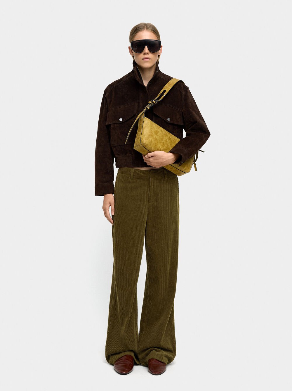Corduroy trousers with 100% cotton