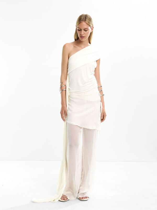 Draped asymmetrical top