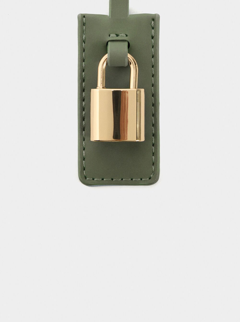 Tote bag with pendant