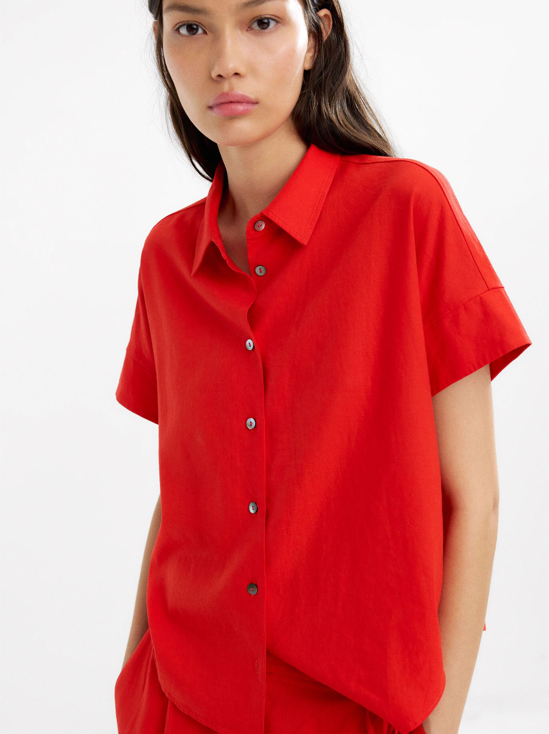 Short-sleeved shirt with linen blend image number 0.0