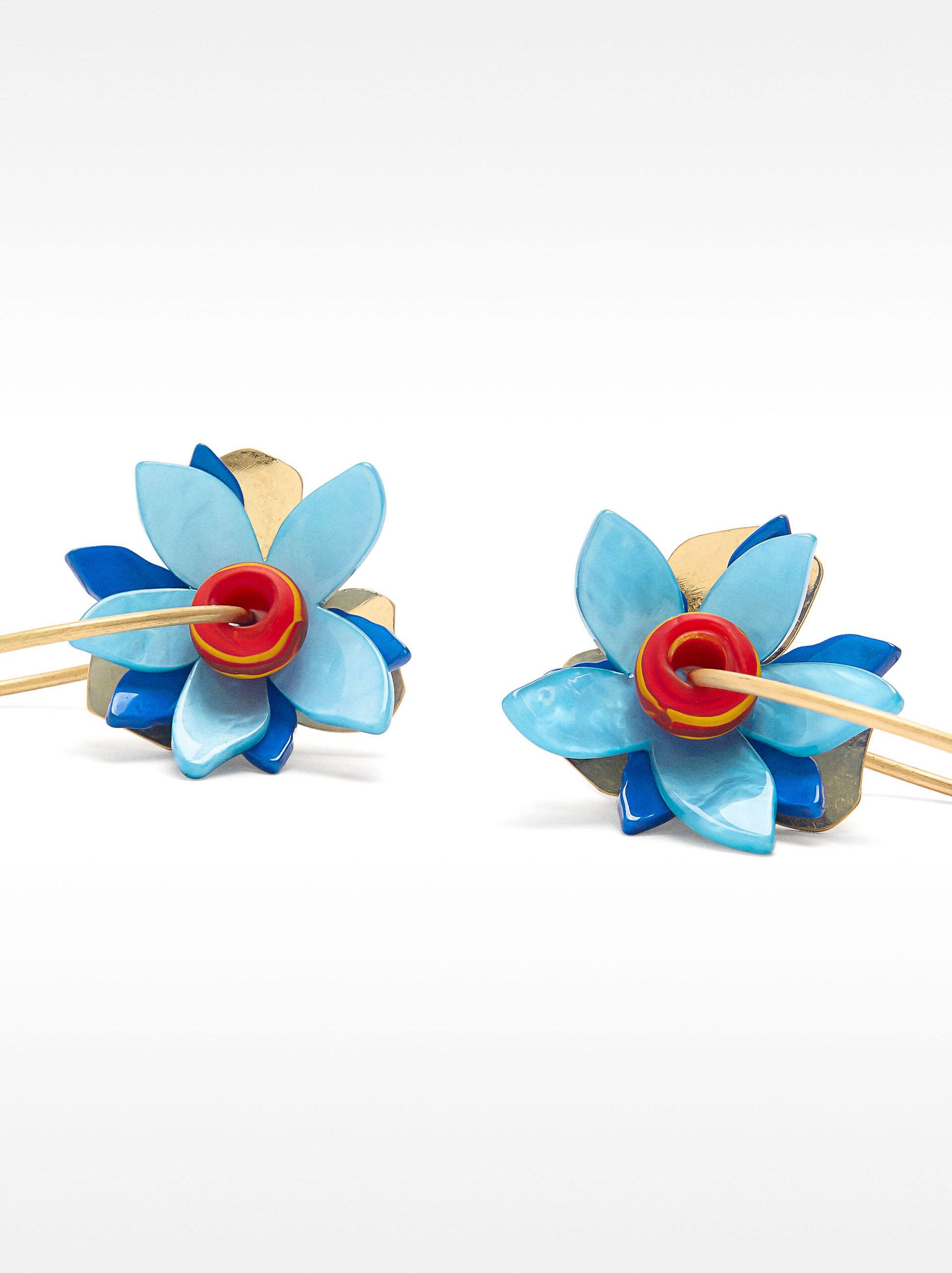 Hoop earrings with flowers and beads image number 1.0
