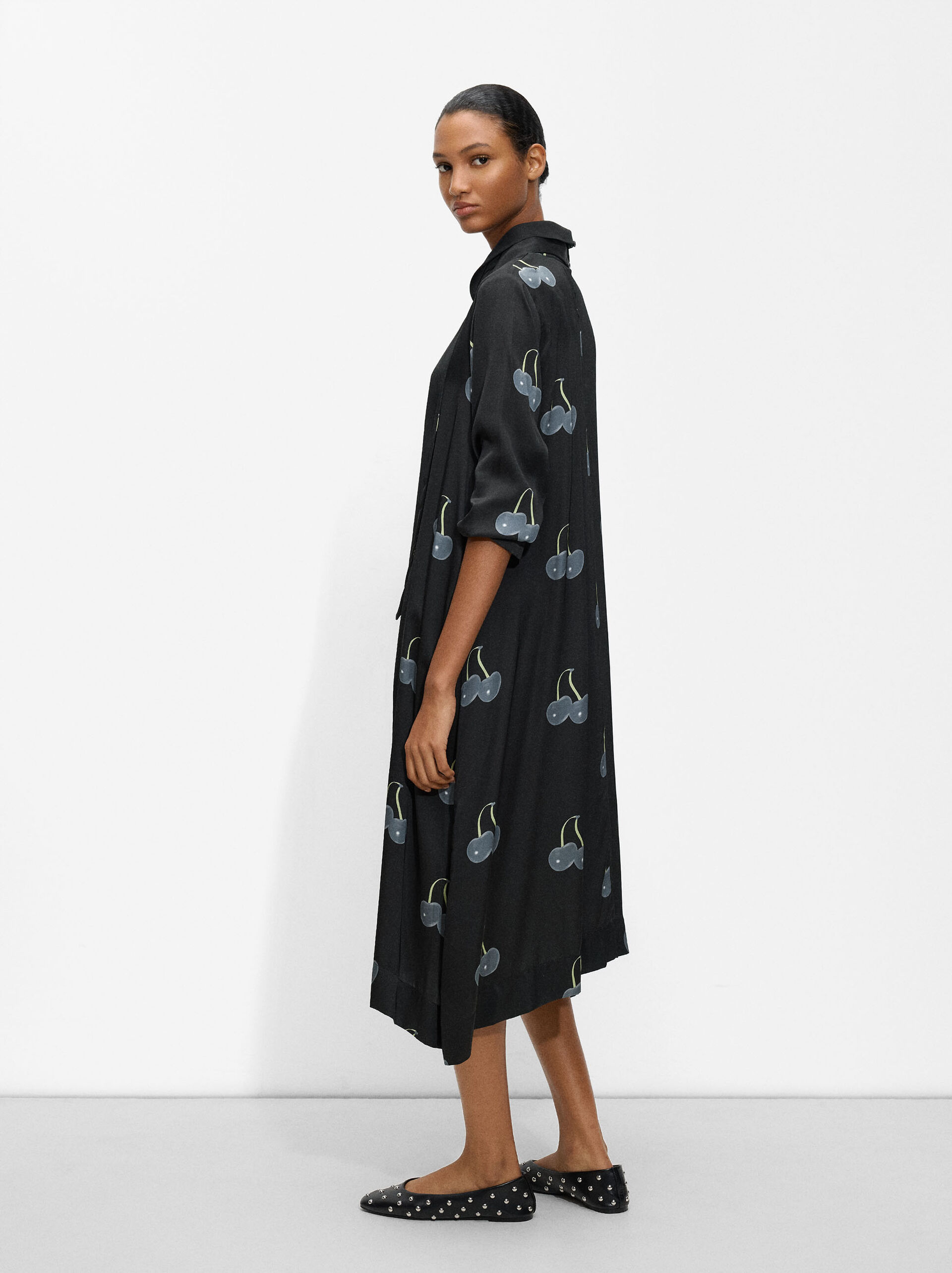 Long dress cherry print image number 1.0