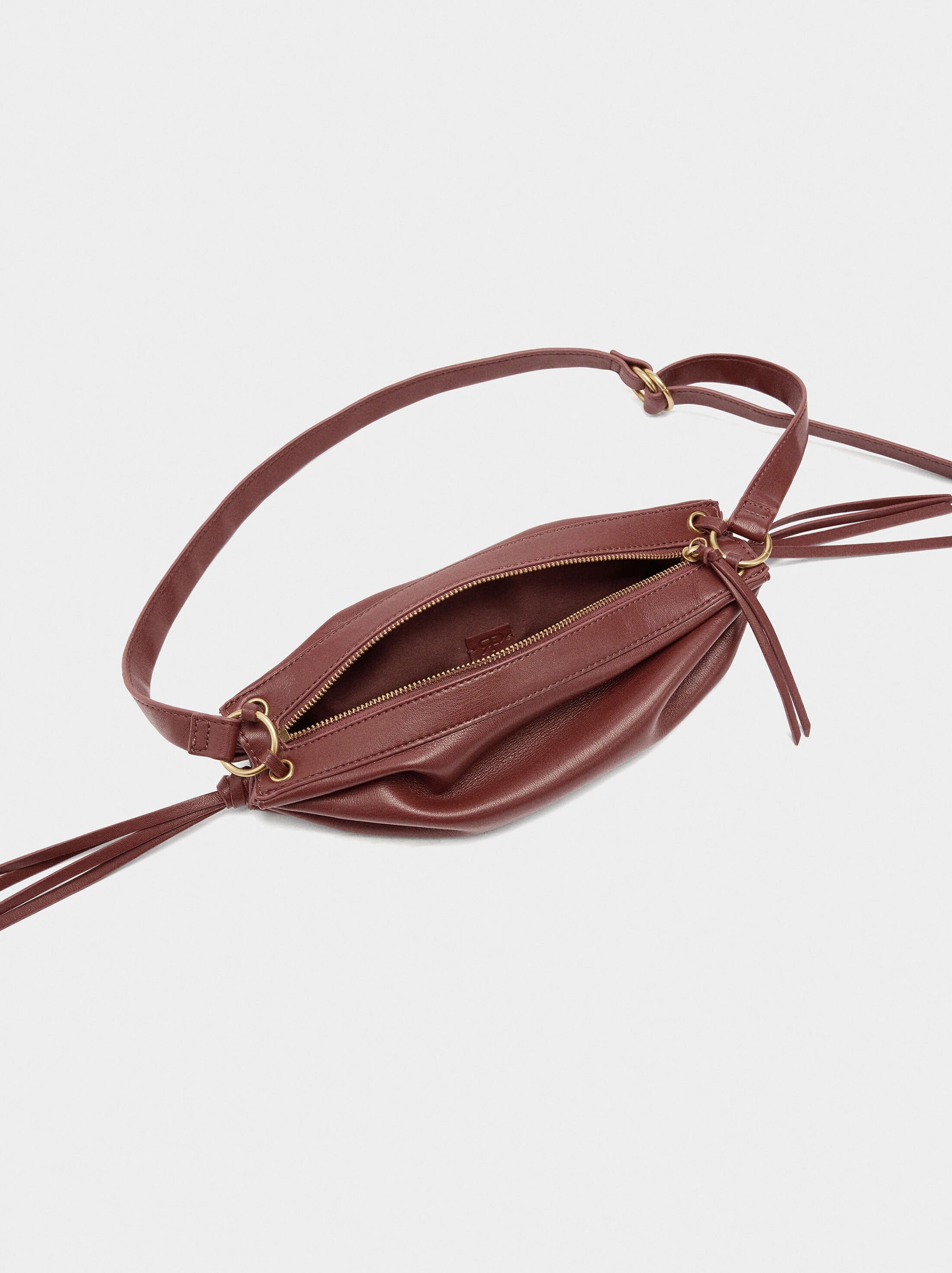 Crossbody bag with gathers image number 3.0