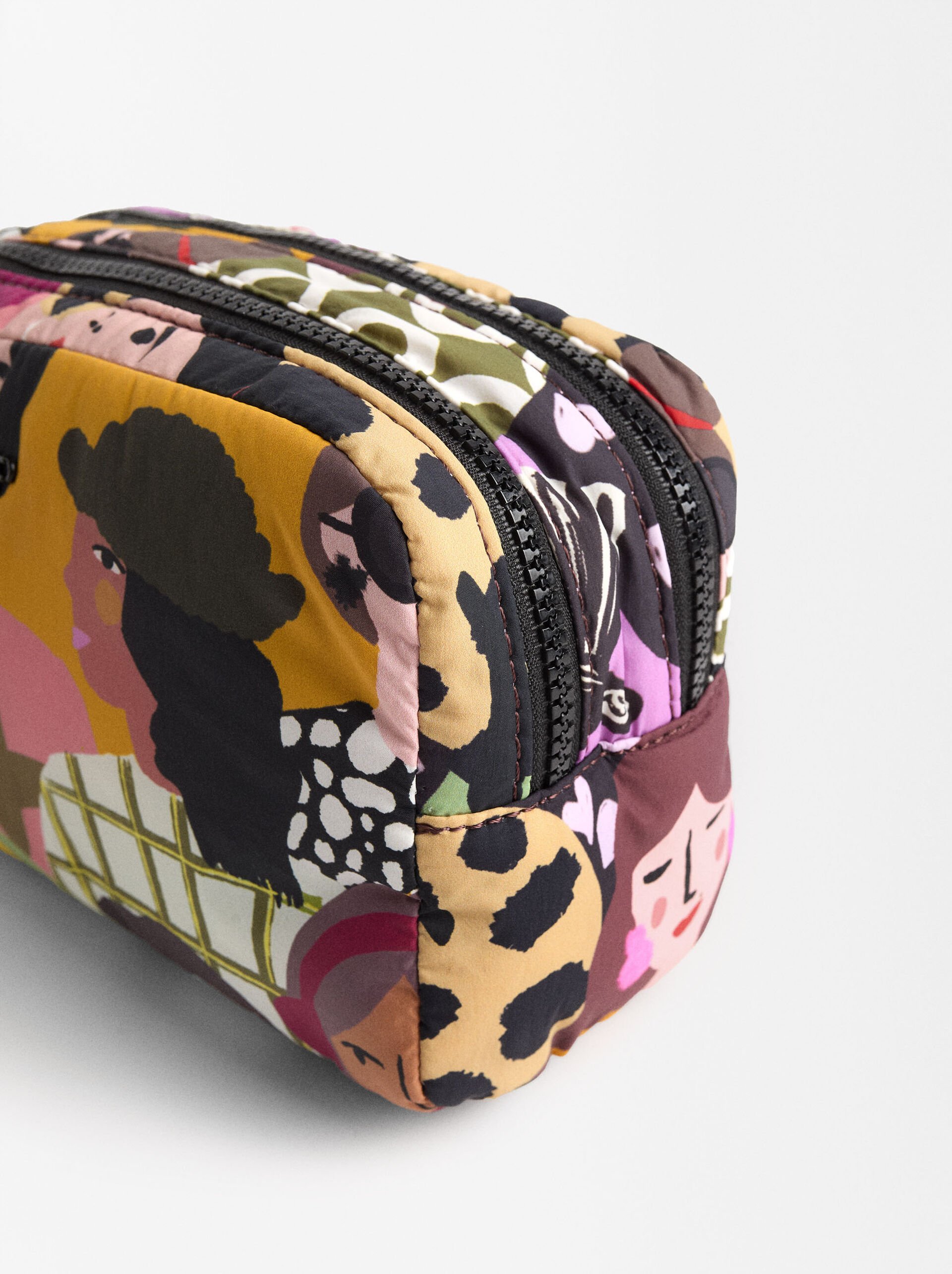 Borsa multiuso in nylon stampato image number 1.0
