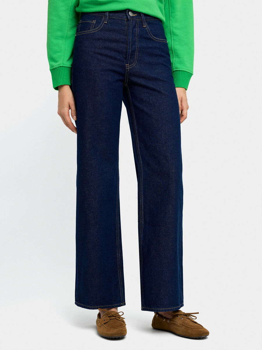 Straight denim trousers with 100% cotton