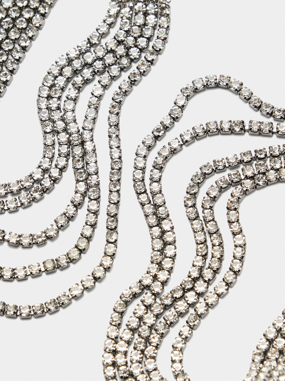 Oval chain earrings with crystals