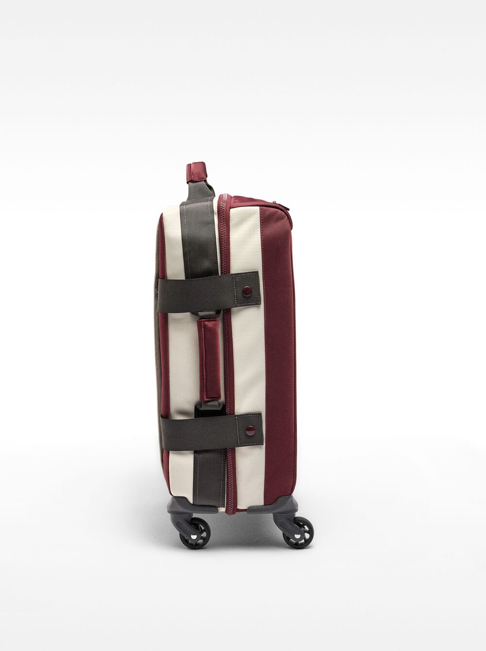 Nylon-Reisetrolley
