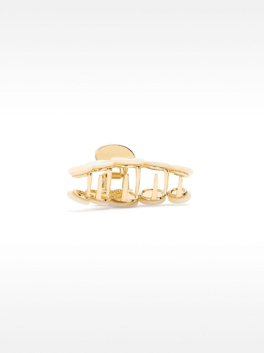 Hair clip with shells