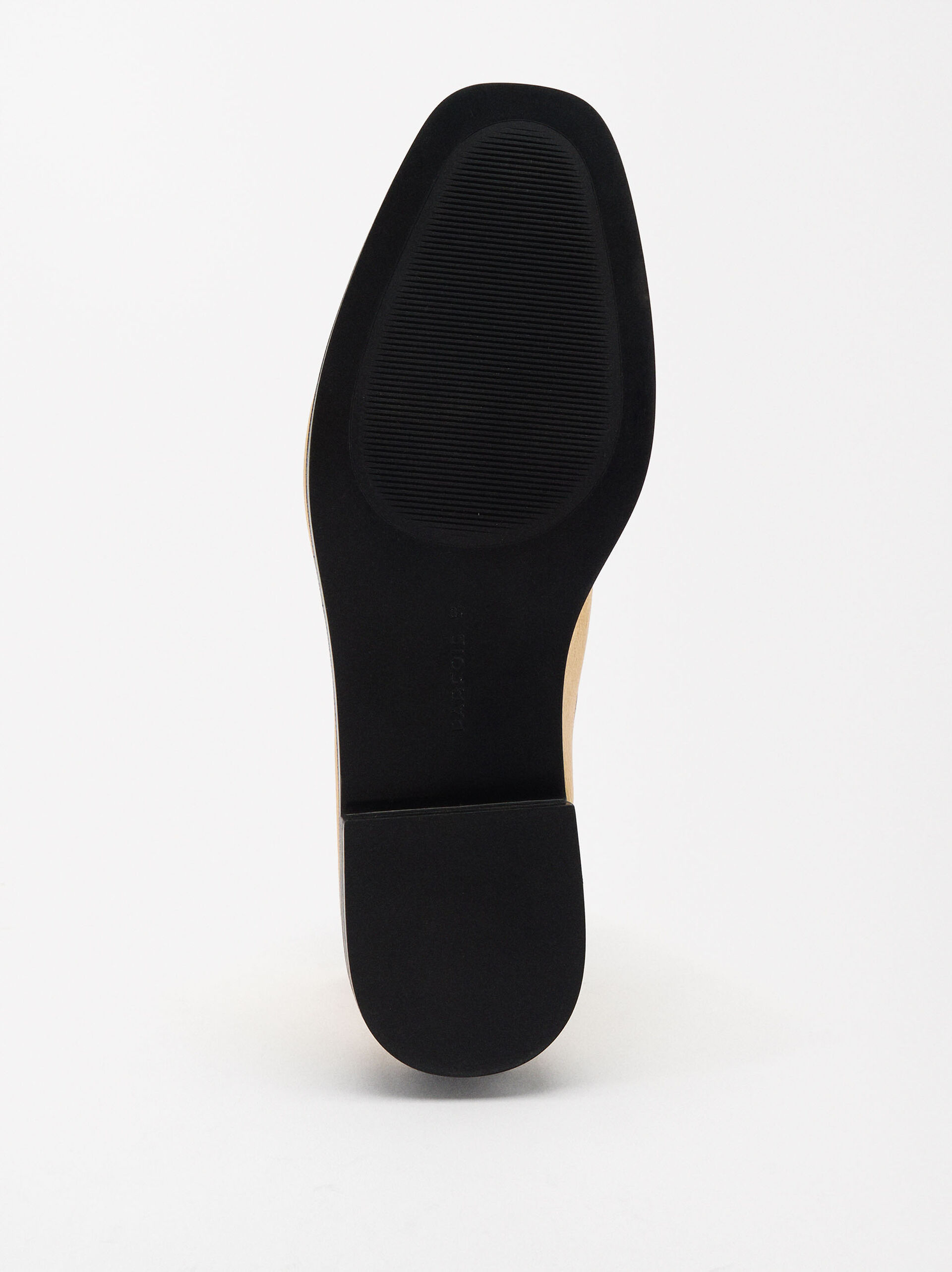 Metallic leather loafers  image number 5.0
