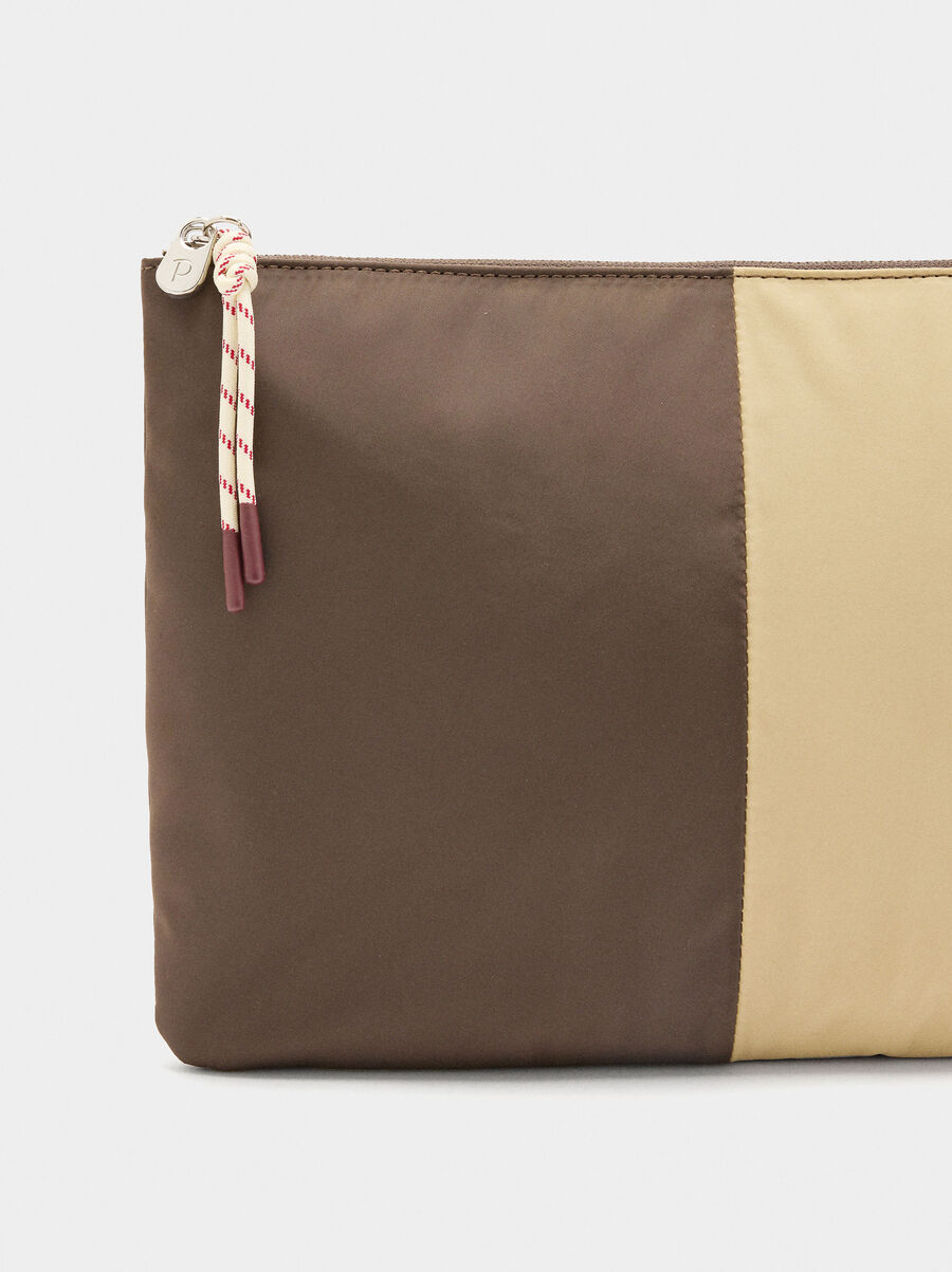 Nylon cover for tablet with charm 13"