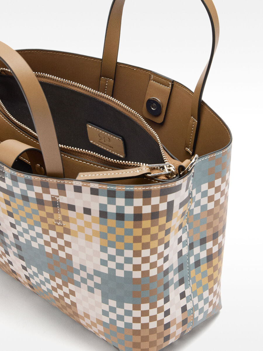 Checkered tote bag
