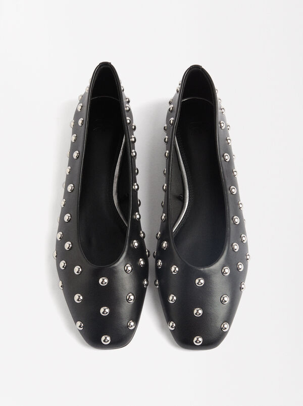 Ballet flats with studs