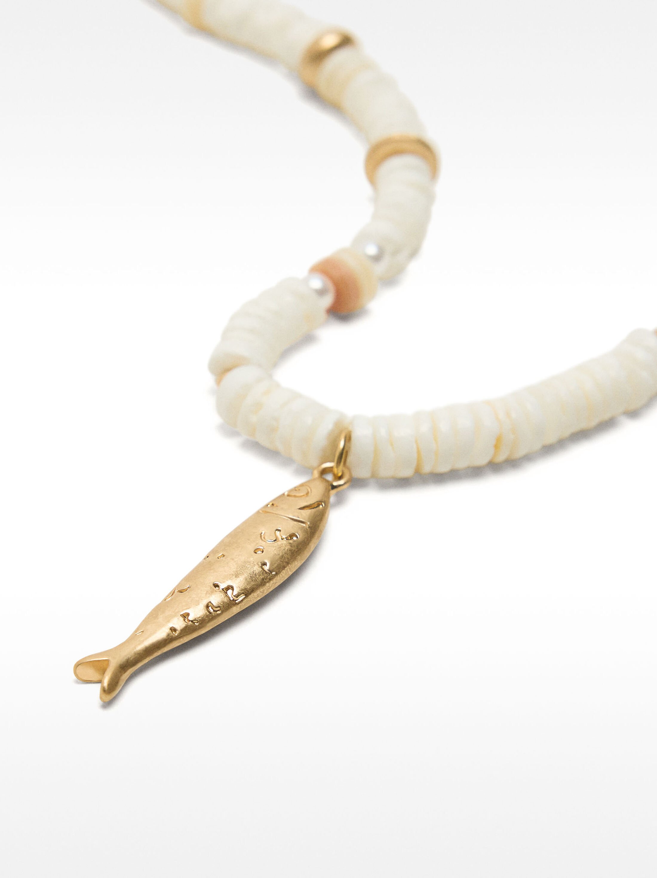 Collar con conchas y peces image number 1.0