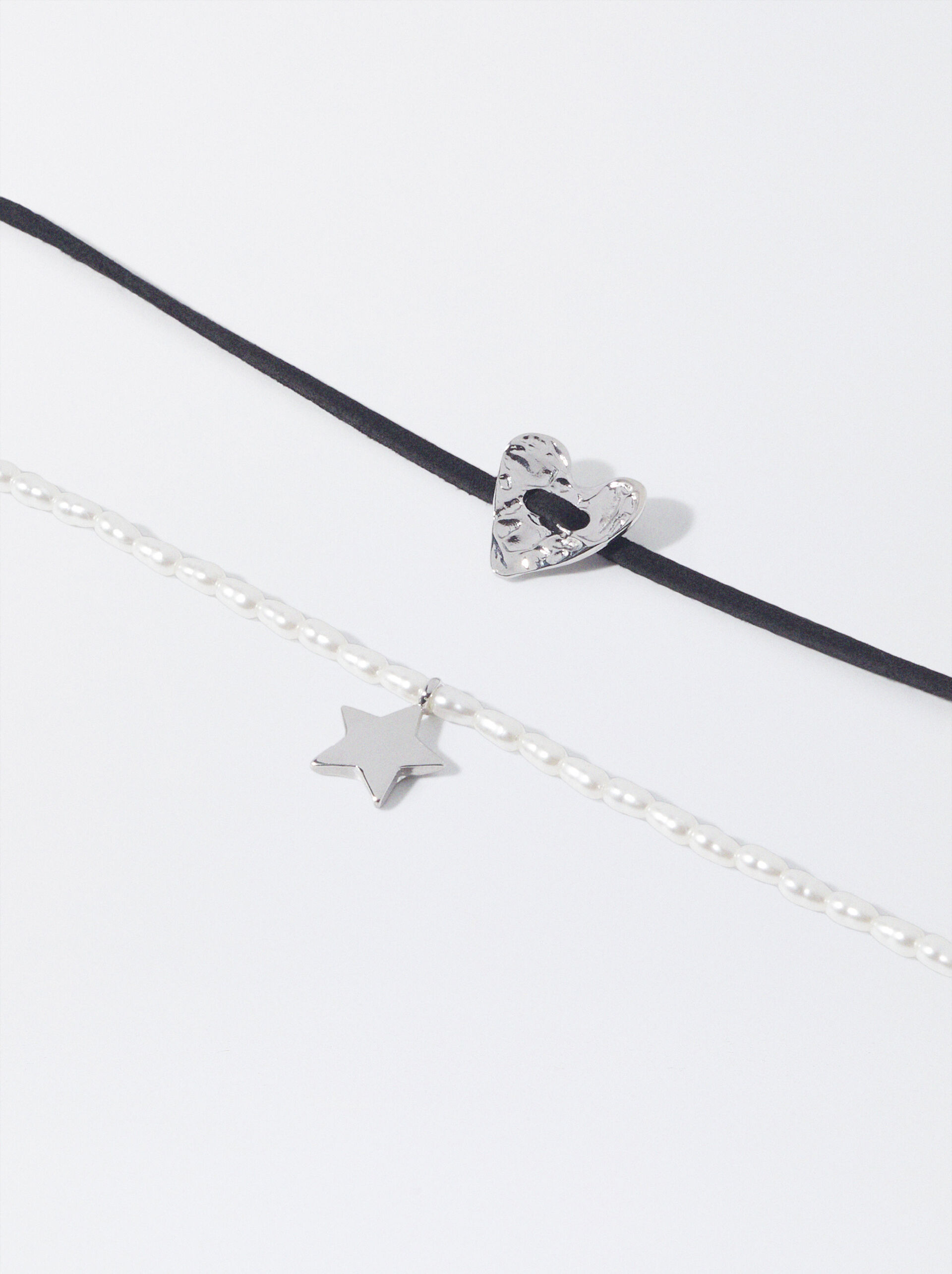 Star And Heart Necklace Set image number 2.0
