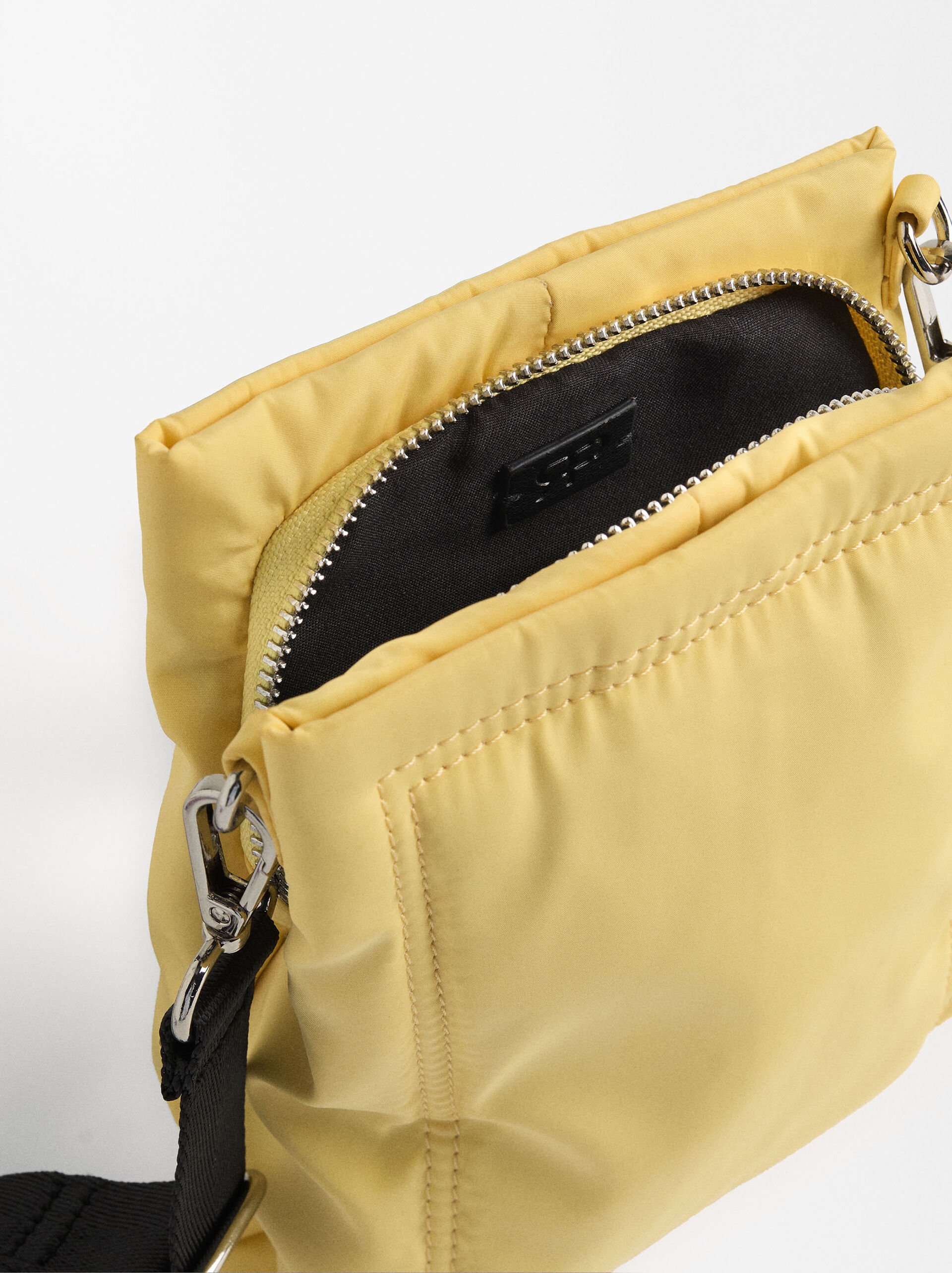 Bolso bandolera de nylon image number 4.0