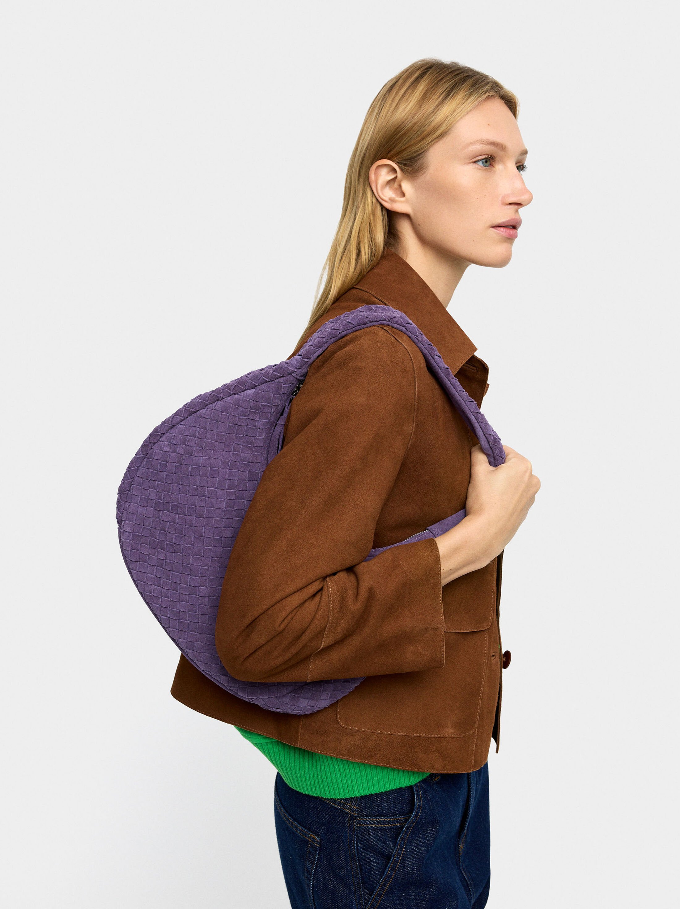 Hobo bag with braided leather image number 1.0
