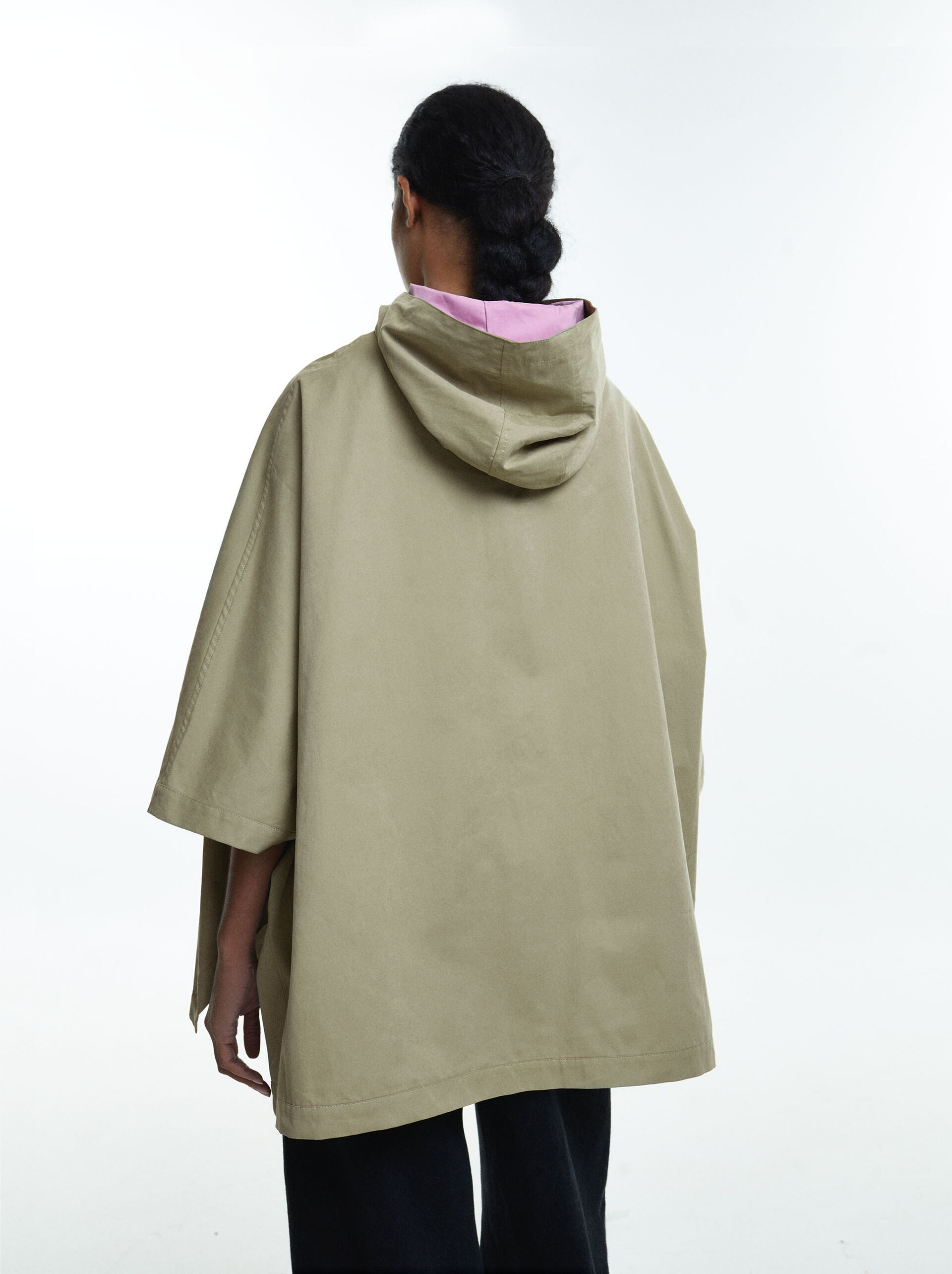 Hooded Cape image number 4.0