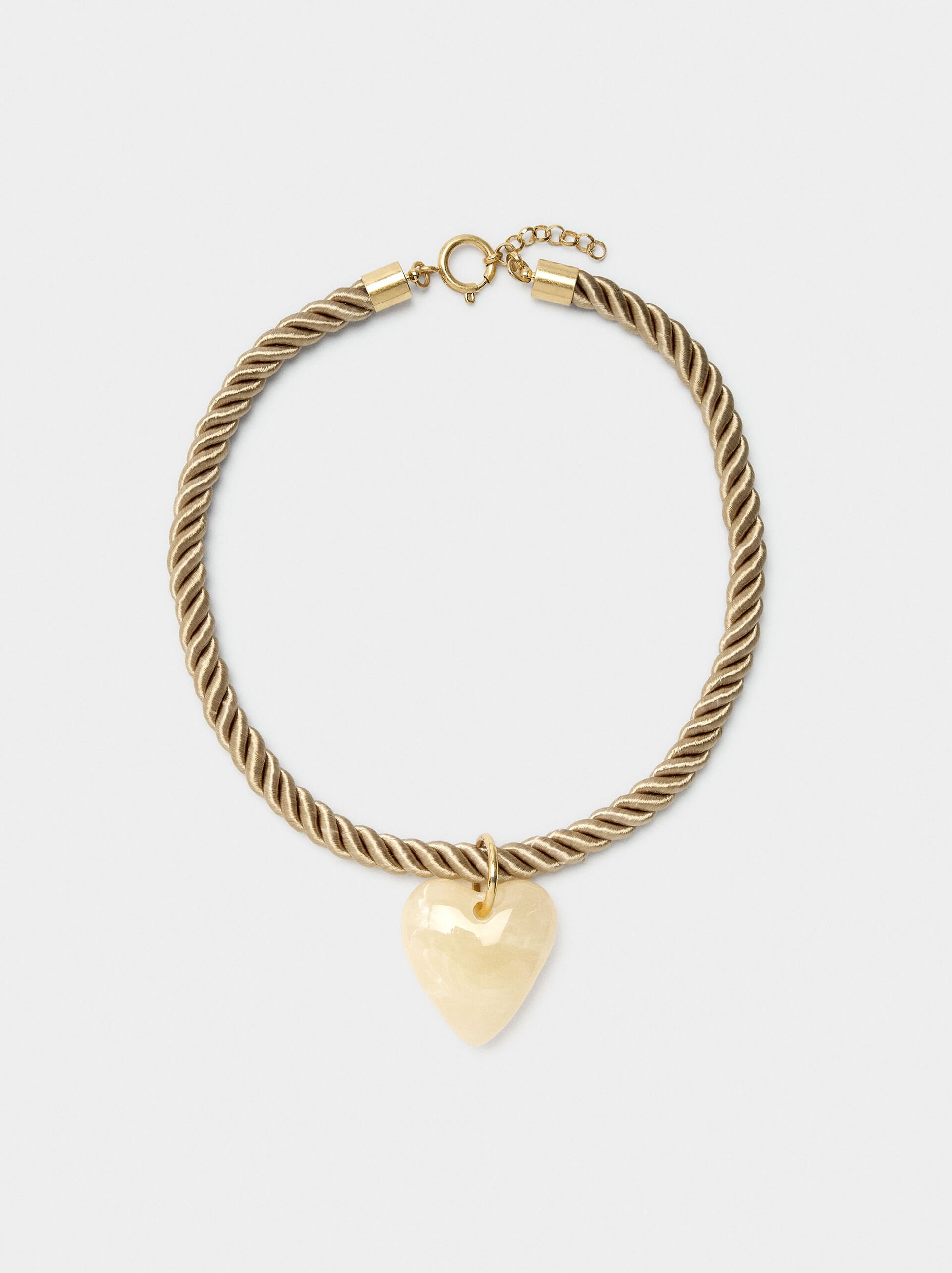 Short necklace with heart image number 0.0