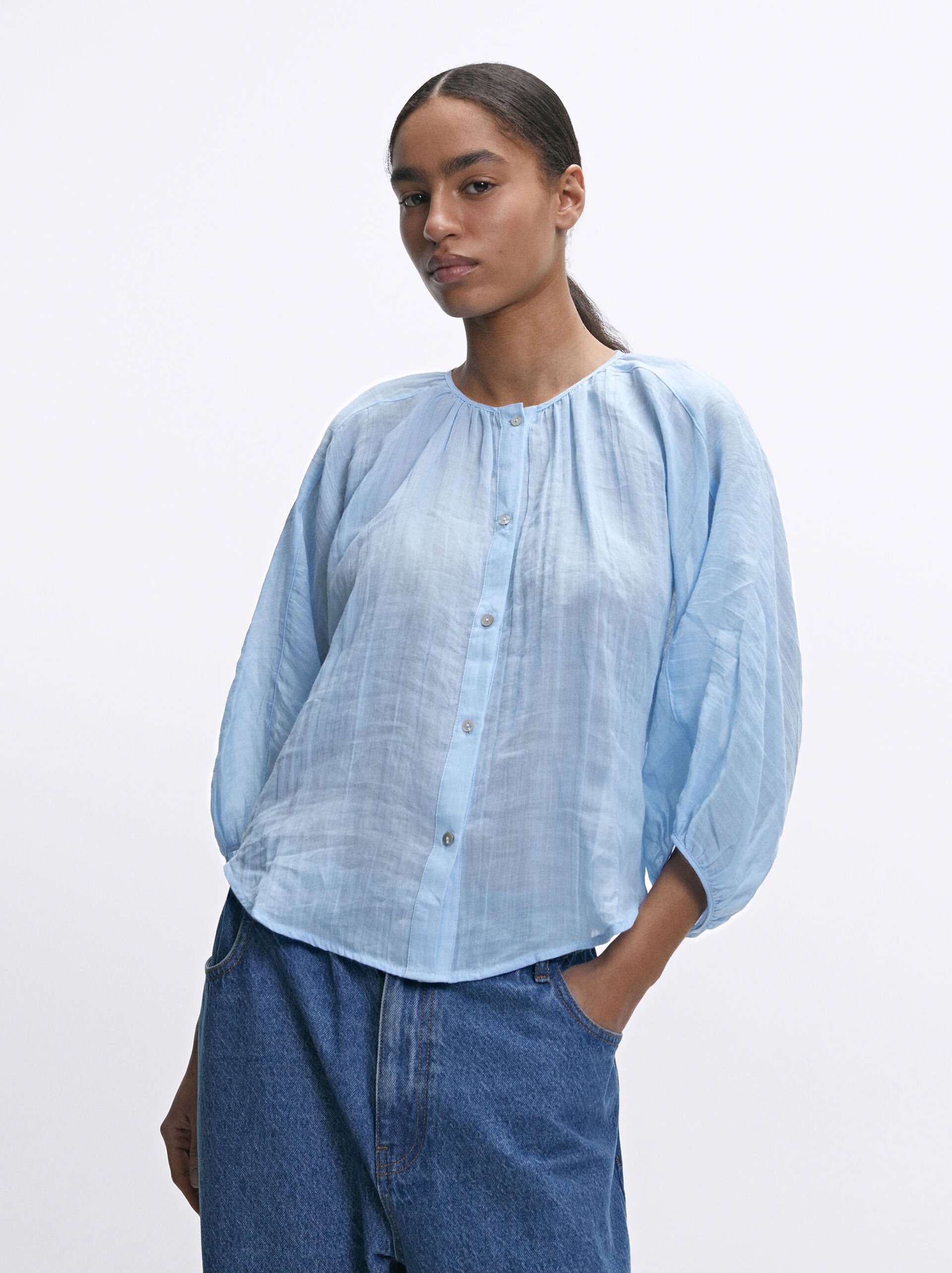 Puff Sleeve Shirt image number 1.0