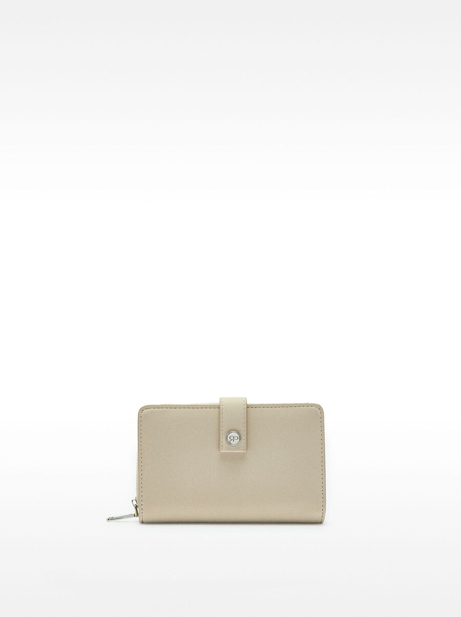 Wallet with soft texture