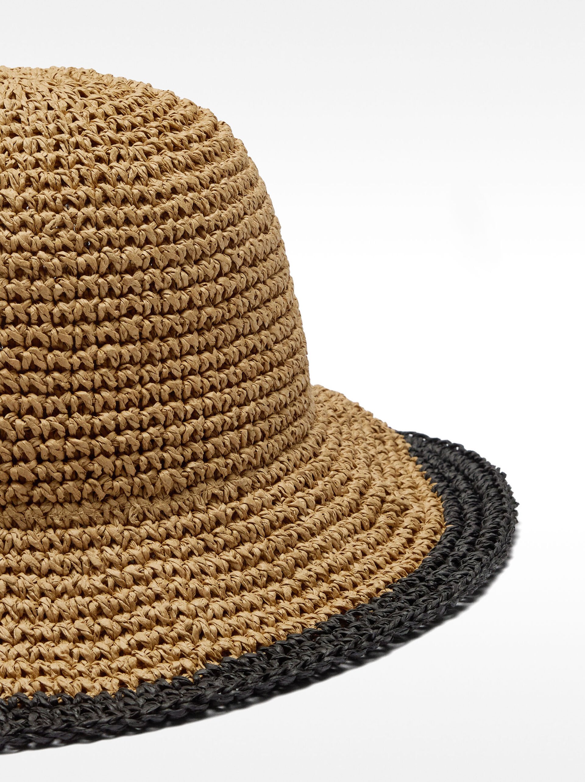 Bucket hat with straw effect image number 1.0