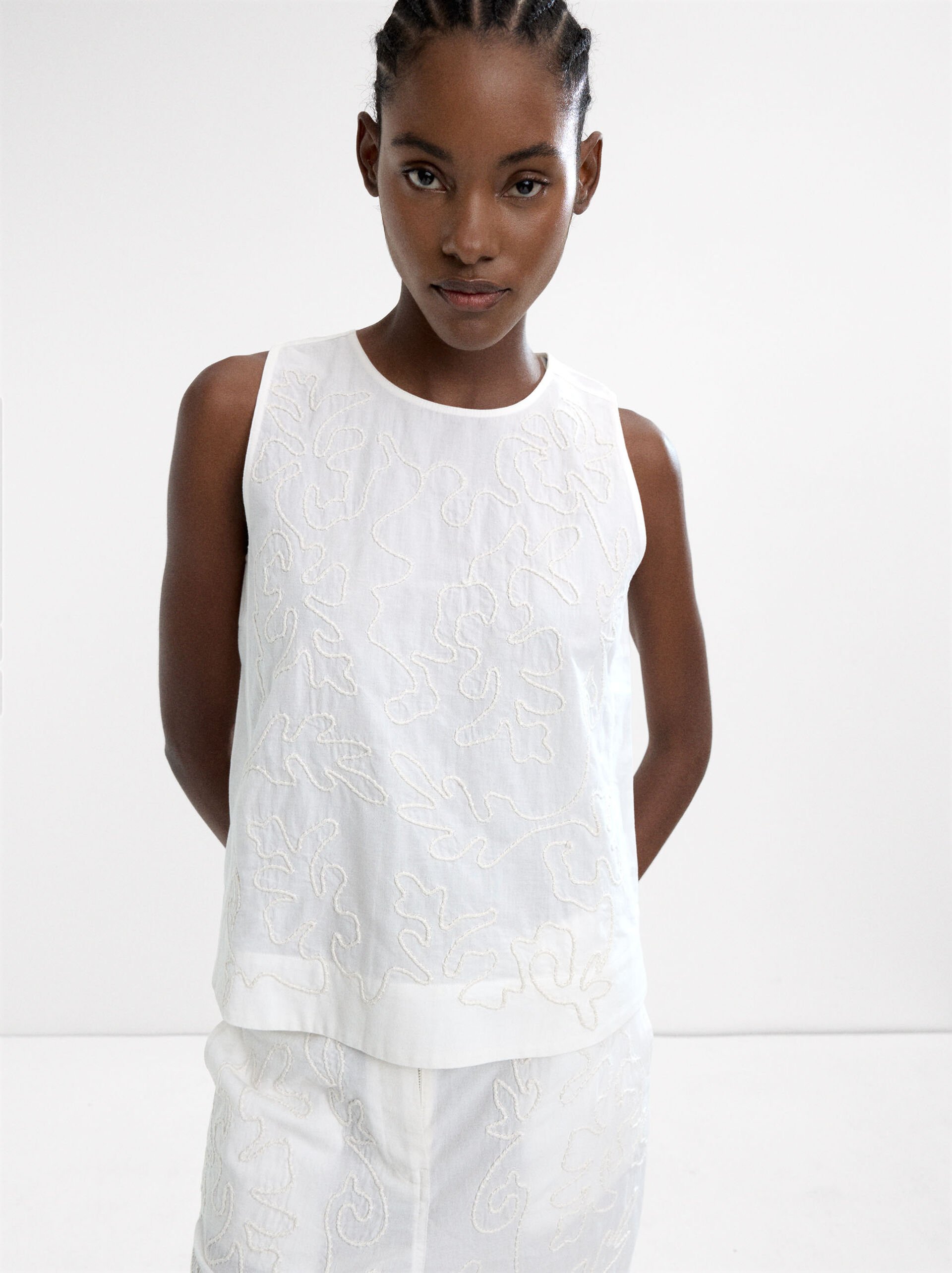 Top with embroidery 100% cotton image number 0.0