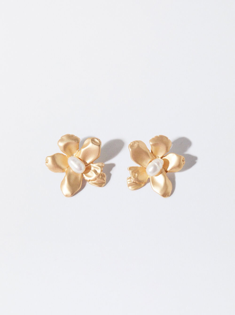 Flower Earrings With Pearls