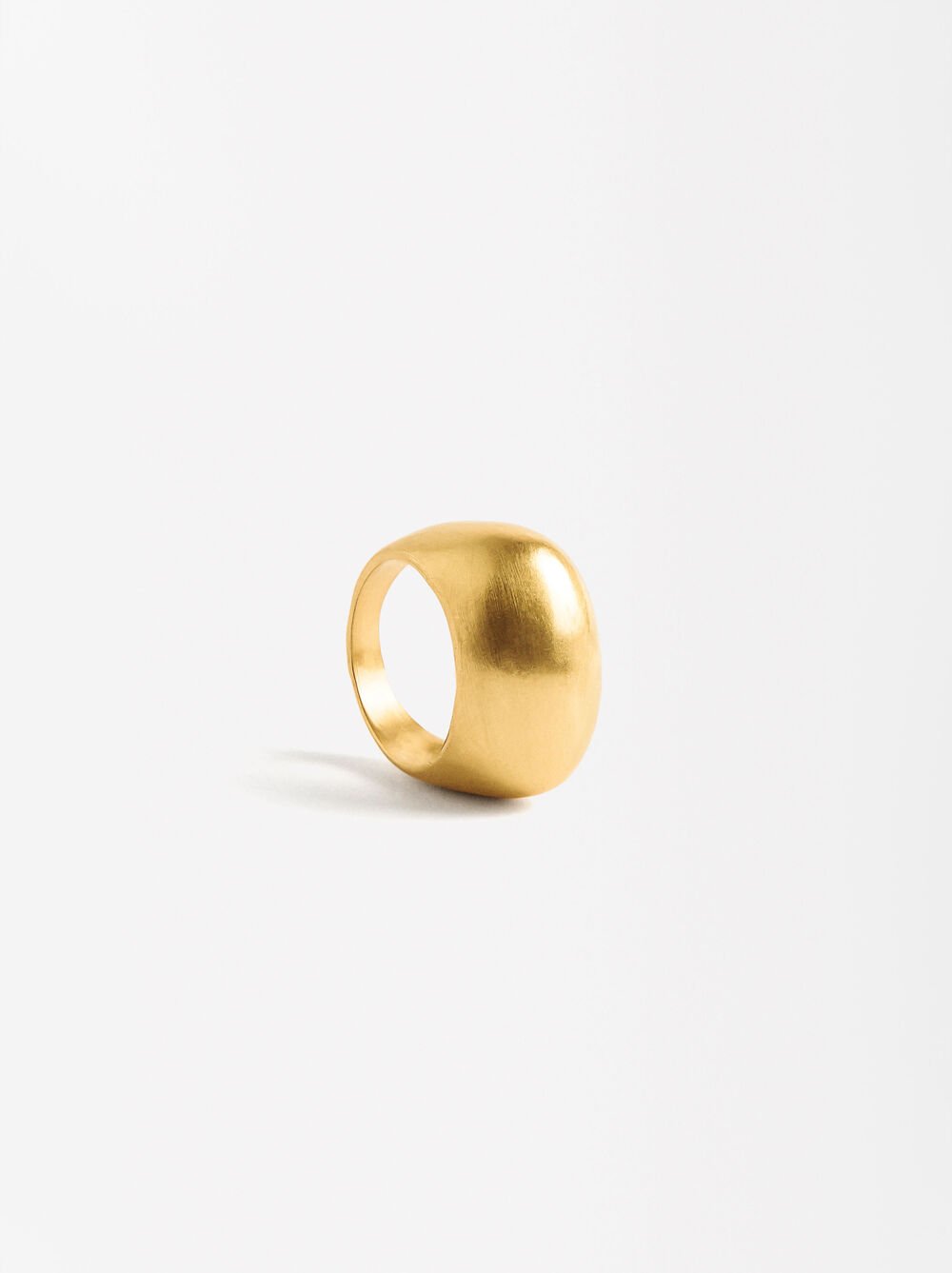 Anillo convexo baño de oro 18k