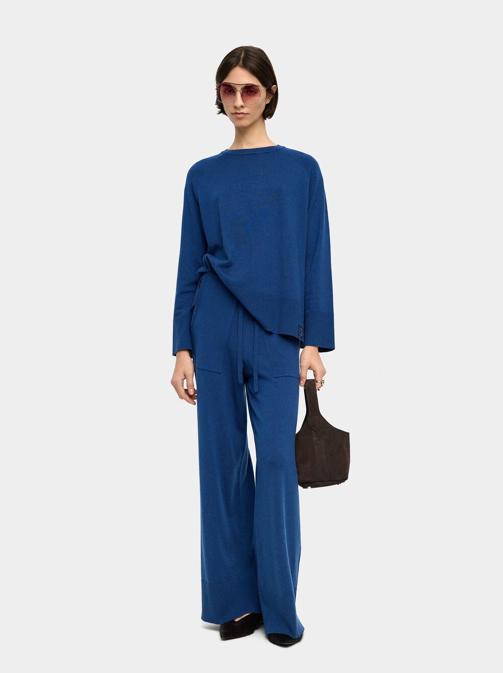 Knit sweater with wool